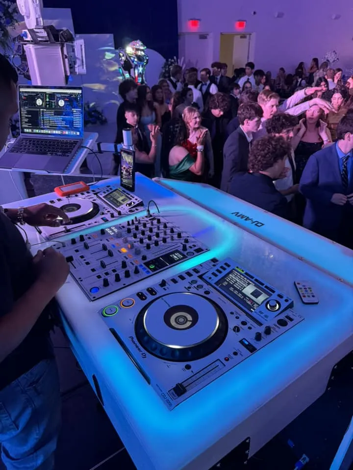 Dj amv dallas lucky star dj entertainment